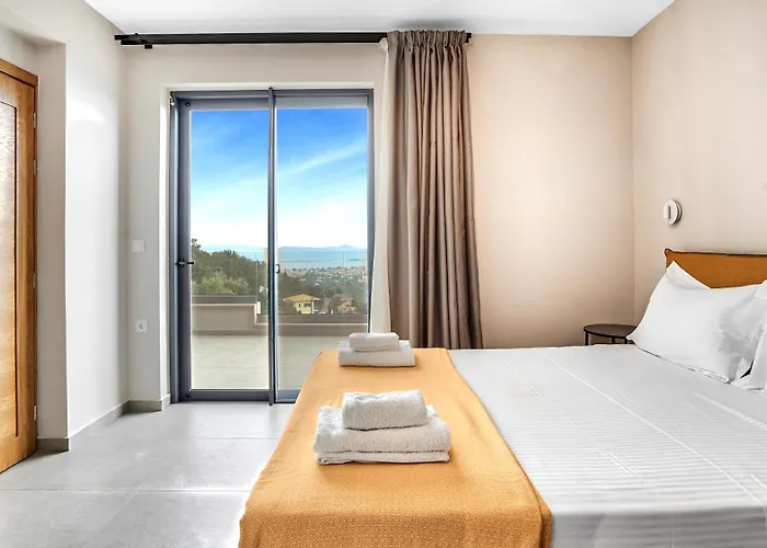 Ecstasy Luxury * Apolpaina