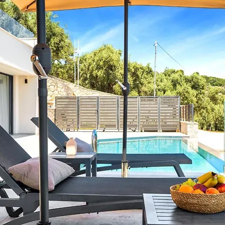 Villa Ecstasy Luxury